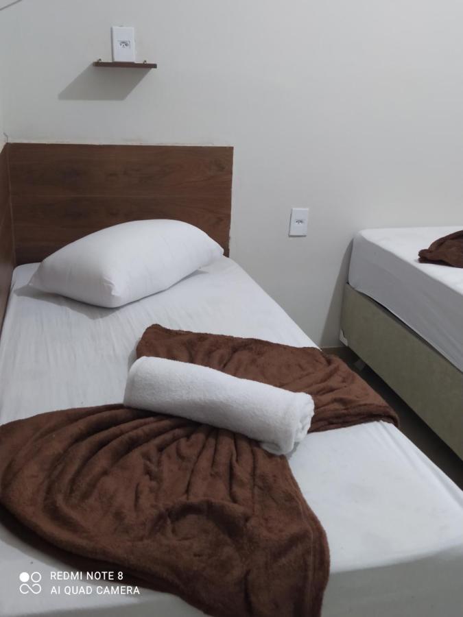 Pousada Quarto Com Ventilador,Ar Frigobar E Garagem Aparecida  Eksteriør billede