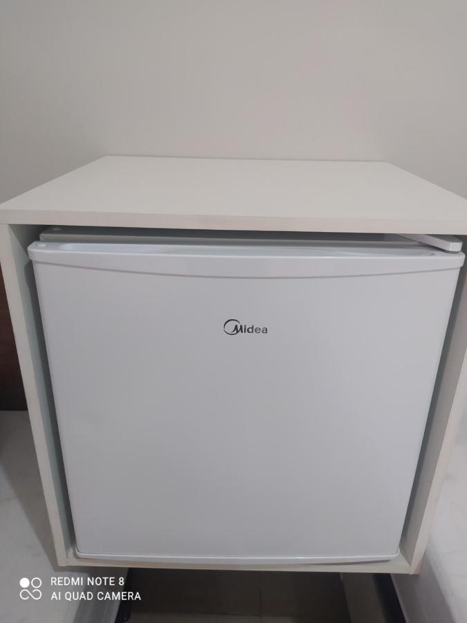 Pousada Quarto Com Ventilador,Ar Frigobar E Garagem Aparecida  Eksteriør billede